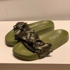 Fenty puma slides